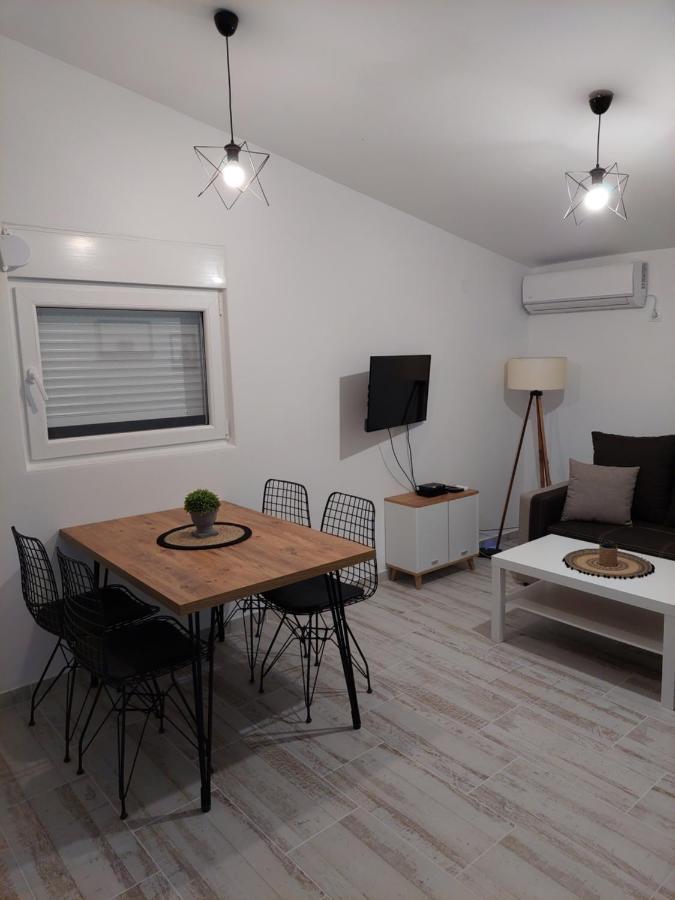 Apartmani.Sutomore Extérieur photo